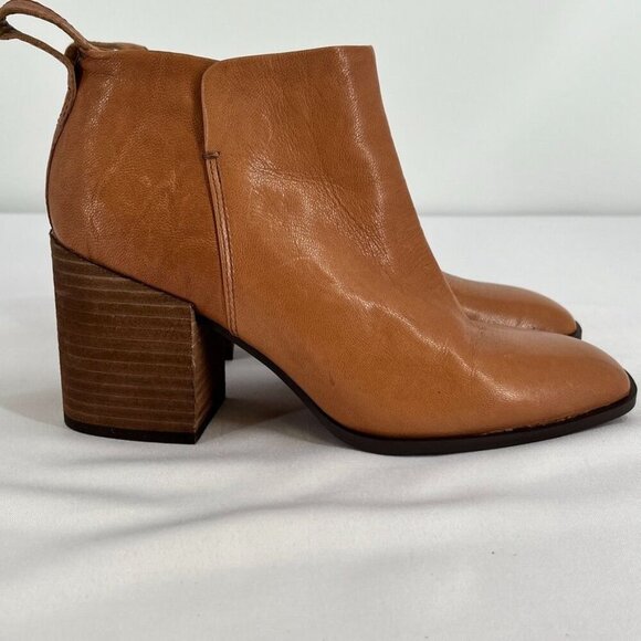 Vionic Lyssa Women's Heeled Boot Size 8.5 Toffee Side Zip - Picture 3 of 16